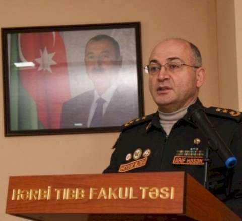 Məşhur generala professor adı verildi 
