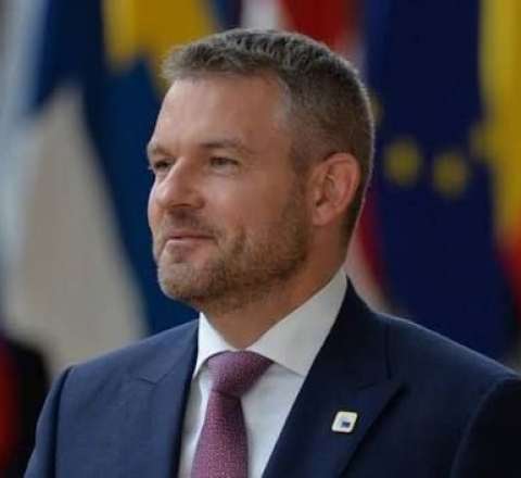 Slovakiya Prezidenti Azərbaycana gələcək 
