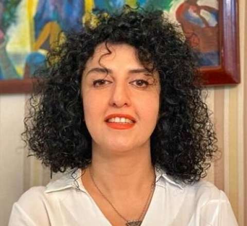 İranlı Nobel mükafatı laureatı xəstəxanaya yerləşdirildi 