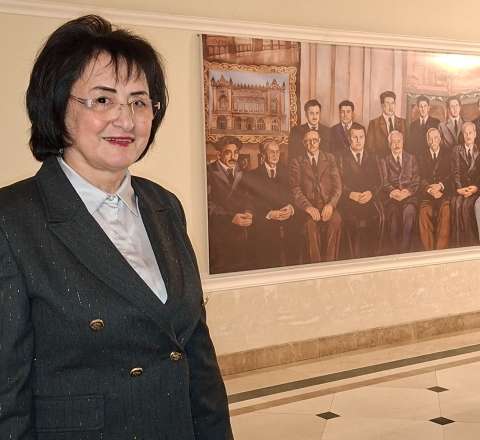 Müharibə ocaqlarını qızışdıran “şər padşahları” 