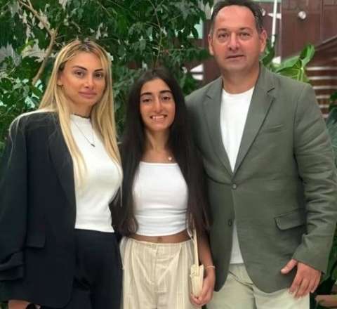 Qızı Əməkdar artisti sevindirdi 