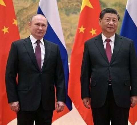 Putin Çində: Si Cinpinlə nələr müzakirə olunacaq? 