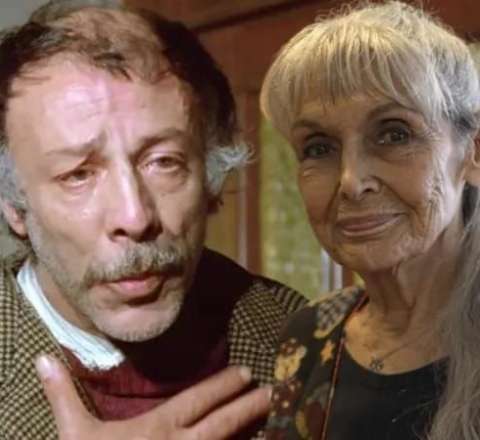 İllər sonra boşanma səbəbini açıqladı 