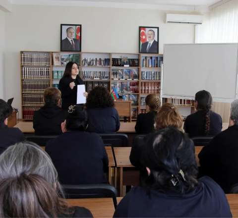 Cəza müddətinin sonuna az qalmış qadın məhkumlarla görüş təşkil edildi - FOTO