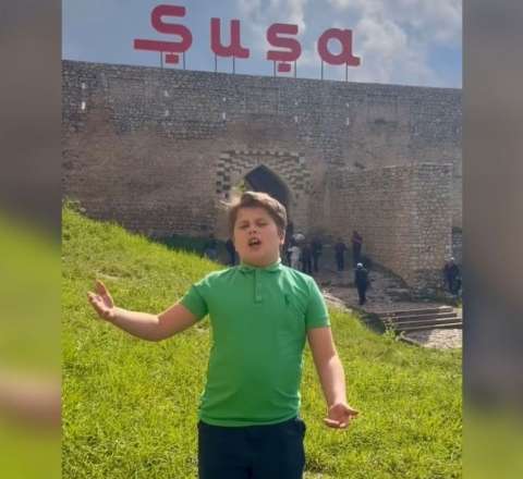 Moldovalı səfirin oğlu Şuşada “Şən Azərbaycan” oxudu  - VİDEO
