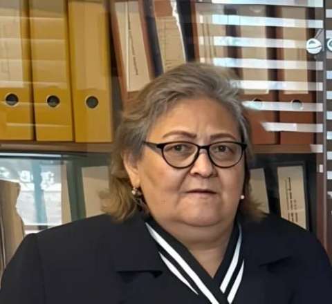 Məktəb direktoru vəfat etdi 