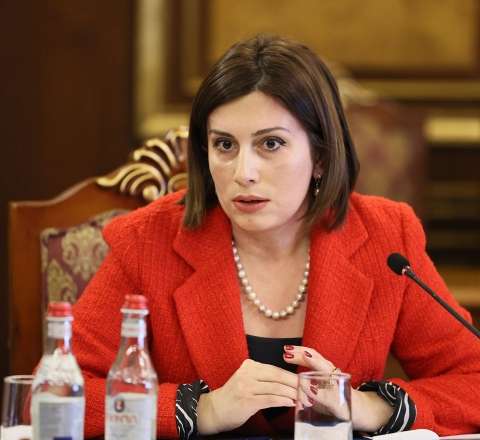 Qardaşım Şuşada öldürüldü, Ohanyan isə... - Erməni nazir 