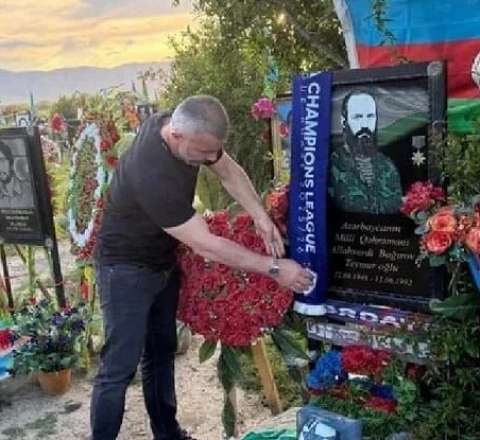 Qurbanov Allahverdi Bağırovun məzarını ziyarət etdi - FOTO 