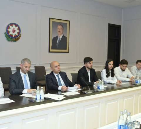 Nazir rəqəmsal texnologiyalar sahəsi üzrə Dövlət Proqramı məzunları ilə görüşdü - FOTO