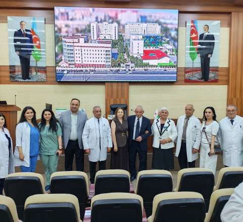Azərbaycanda qidalanma və onkologiya ilə bağlı kitab nəşr olundu - FOTO