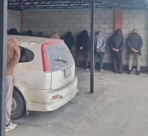 Türk dövlətində terror aktları hazırlamaqda şübhəli bilinən 31 nəfər saxlanıldı - FOTO 