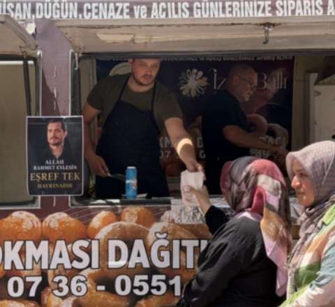 Türkiyədə "Çakır"dan sonra “Eşref Tek” üçün də ehsan payladılar - VİDEO