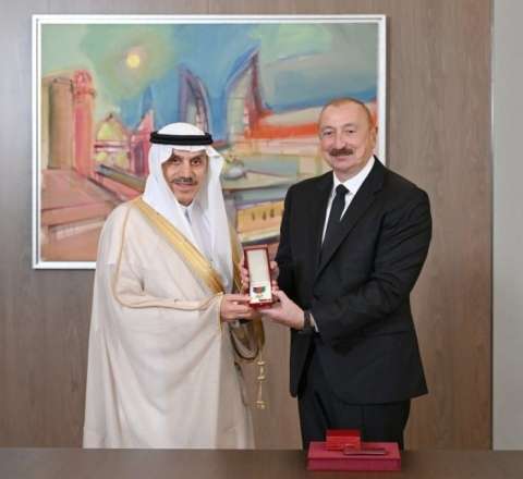 İlham Əliyev ona “Dostluq” ordenini təqdim etdi  - FOTO