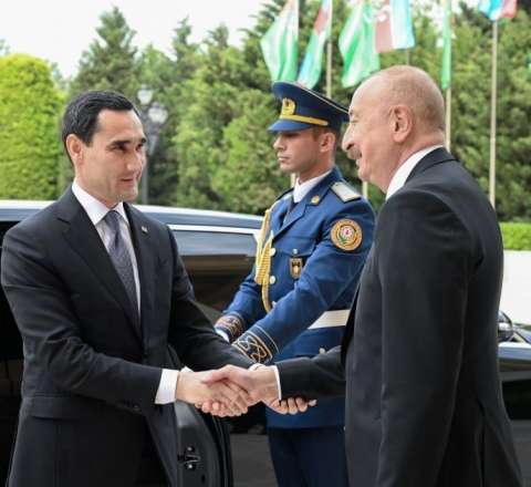 Berdiməhəmmədovun rəsmi qarşılanma mərasimi oldu  - FOTO