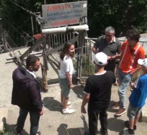 İsmayıllıda məşhur asma körpüdən keçid pulludur? 