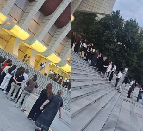 Heydər Əliyev Sarayı qarşısında insanların uzun növbəsi...-  HAMI BU FOTODAN DANIŞIR