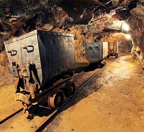 Ən böyük mineral ehtiyatlar bu ölkələrin nəzarətindədir –  SİYAHI