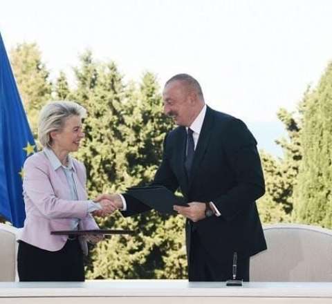İlham Əliyev və Leyen mətbuata bəyanat verdilər 