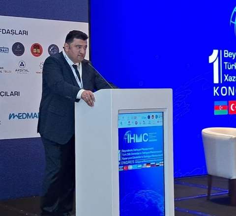 Yeni Klinikanin direktor müavini konqres təşkil etdi -  FOTO