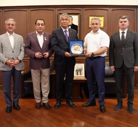 Rafiq Həşimov "TÜKRSOY" medalı ilə təltif edildi 