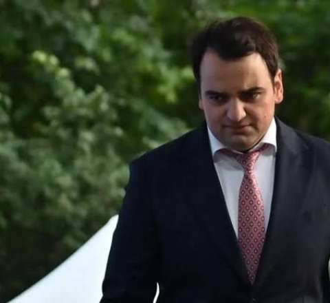 Deputat maaşından imtina etdiyini açıqladı 