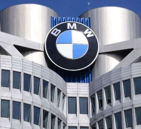 “BMW”də böyük ixtisar dalğası: İşçilərə könüllü getməyi təklif edir 