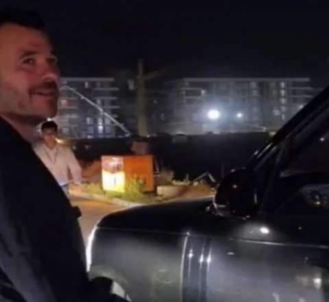 Emin sürücüyə kömək etdi, sonra irad bildirdi  - VİDEO
