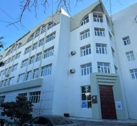 Bu universitet bağlandı:  tələbələrin aqibəti necə olacaq?