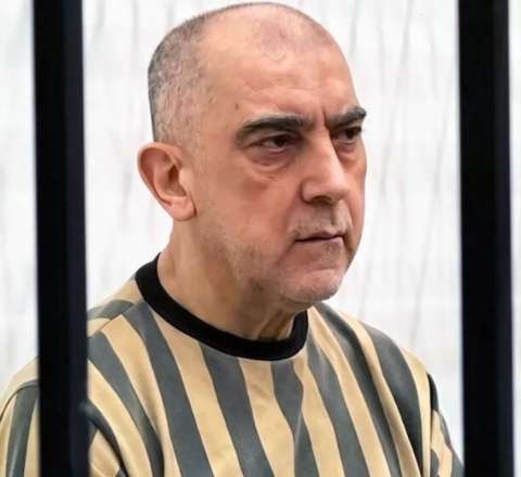Bəşər Əsədin əmisi oğluna da  ölüm hökmü verildi