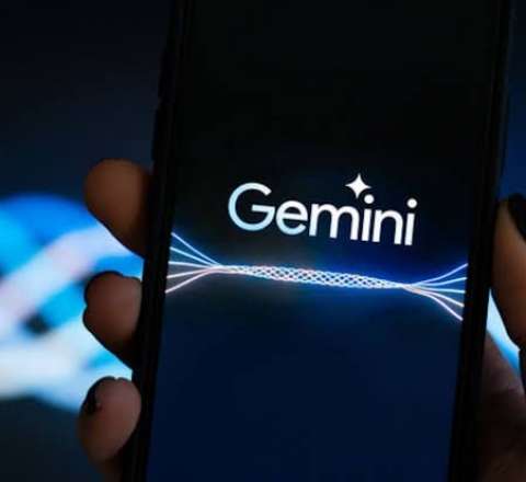 “Gemini” “ChatGPT”yə çatır: 1 milyard istifadəçi 