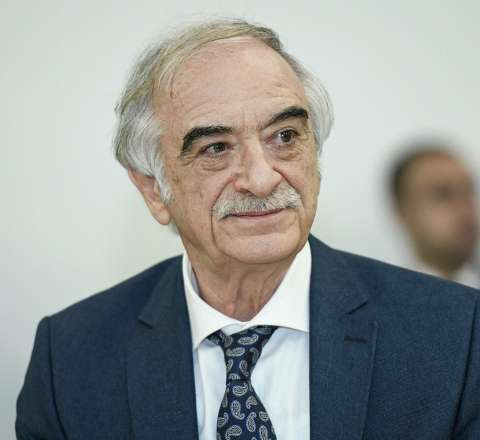 81 yaşlı Polad Bülbüloğlu boşanıb, yenidən  evlənib