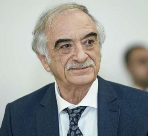 81 yaşlı Polad Bülbüloğlu boşanıb, yenidən  evlənib