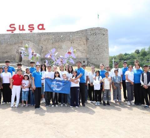 DOST Evi benefisiarlarının iştirakı ilə “Şuşada bir gün” adlı tədbir keçirilib 