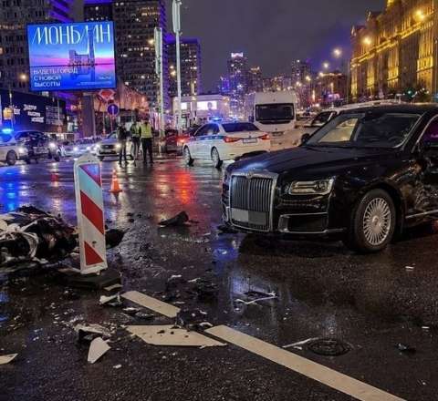 Rusiyalı məşhur siyasi lider lüks avtomobili ilə qəza etdi 