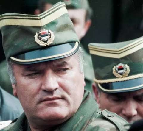 "Srebrenitsa qəssabı" Ratko Mladiç ÖLDÜ 