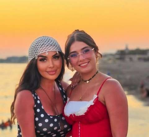 Qumralın qızı tələbə oldu  