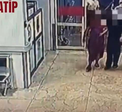 16 yaşlı qız xəstəxana tualetində doğuş etdi: Körpəni zibil yeşiyinə atdı - VİDEO