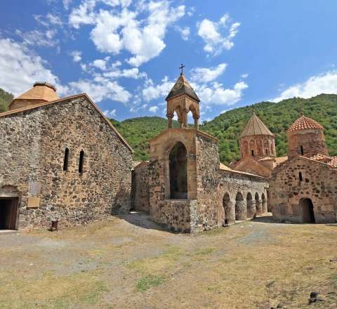 Xarici diplomatlar Xudavəng monastır kompleksində... 