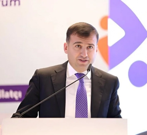 Azər Mursaqulov 3 şöbə müdirini  işdən çıxardı