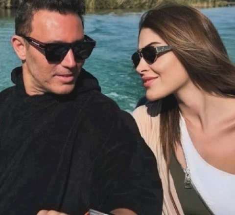 Mustafa Sandalın həyat yoldaşı və qayınatası ilə bağlı SƏRT QƏRAR 