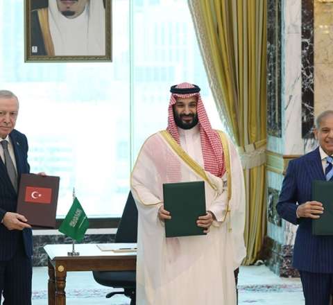 "Məkkə Sazişi" bölgəni dəyişir: Türkiyə və Pakistan Səudiyyə Ərəbistanına qoşun göndərir 