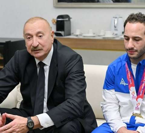 Əhməd Yusifov prezidentlə görüşündən yazdı: Qürurdur! 