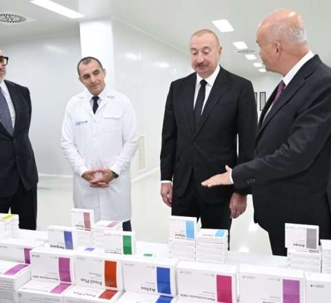 İllik 60 milyon qutu dərman istehsalı: Yerli məhsullar idxalı əvəz edə biləcəkmi? 