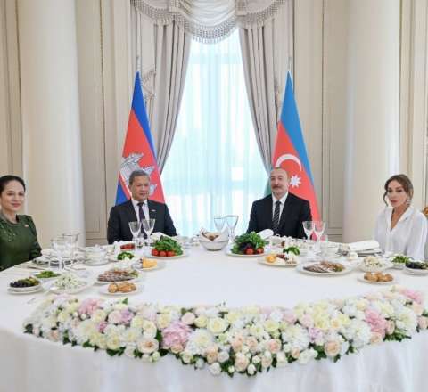 İlham Əliyevin adından Manetin şərəfinə rəsmi nahar verildi 