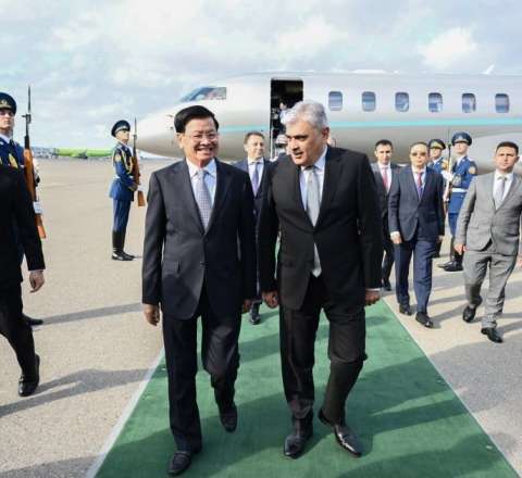 Laos prezidenti Azərbaycana gəldi  - FOTO