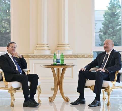 İlham Əliyev İsrail Prezidenti ilə görüşdü 