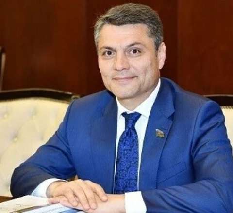 Məzahir Əfəndiyev barəsində 9 işə xitam verildi 
