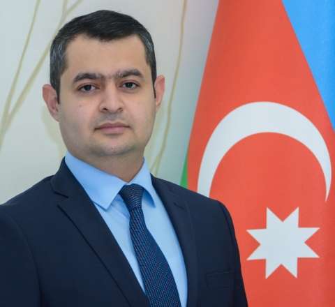 Nazir onu prorektor təyin etdi - FOTO