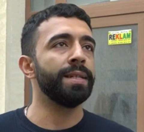Kofeşopda QALMAQAL: Müdirdən pulunu istəyən işçiyə, görün, nə etdilər -  VİDEO
