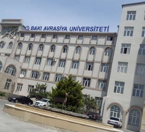 Avrasiya Universitetinin tələbələri bezib:  2 ildir əziyyət çəkirik - VİDEO